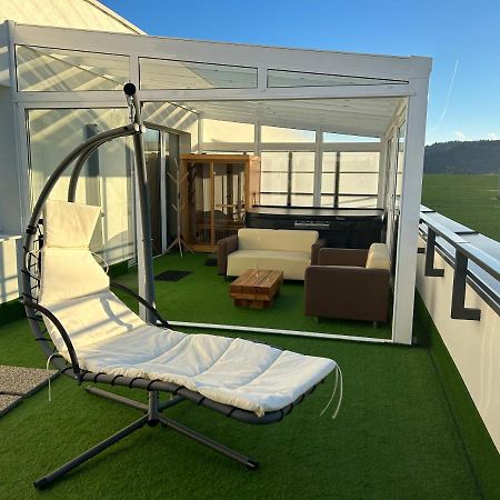 Tatra Billetee Apartman S Luxusnym Vyhladom Na Vysoketatry A Sukromnym Wellness Poprad Dış mekan fotoğraf