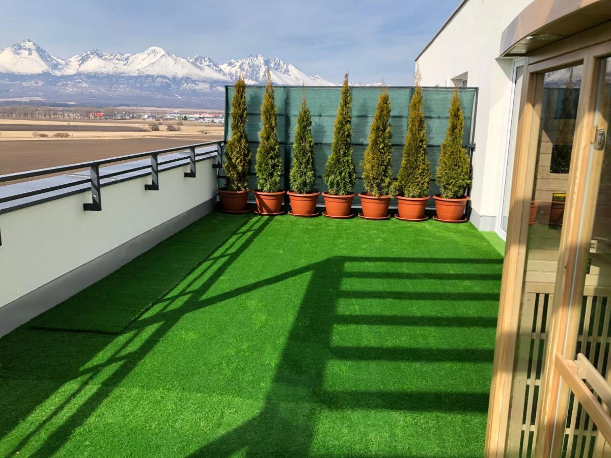 Tatra Billetee Apartman S Luxusnym Vyhladom Na Vysoketatry A Sukromnym Wellness Poprad Dış mekan fotoğraf